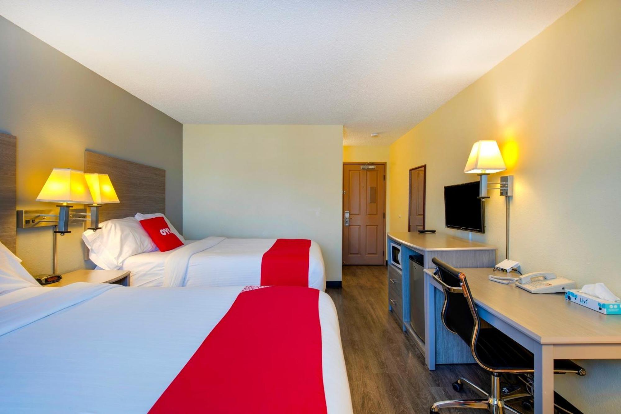Oyo Hotel Castle Rock Co Downtown 외부 사진