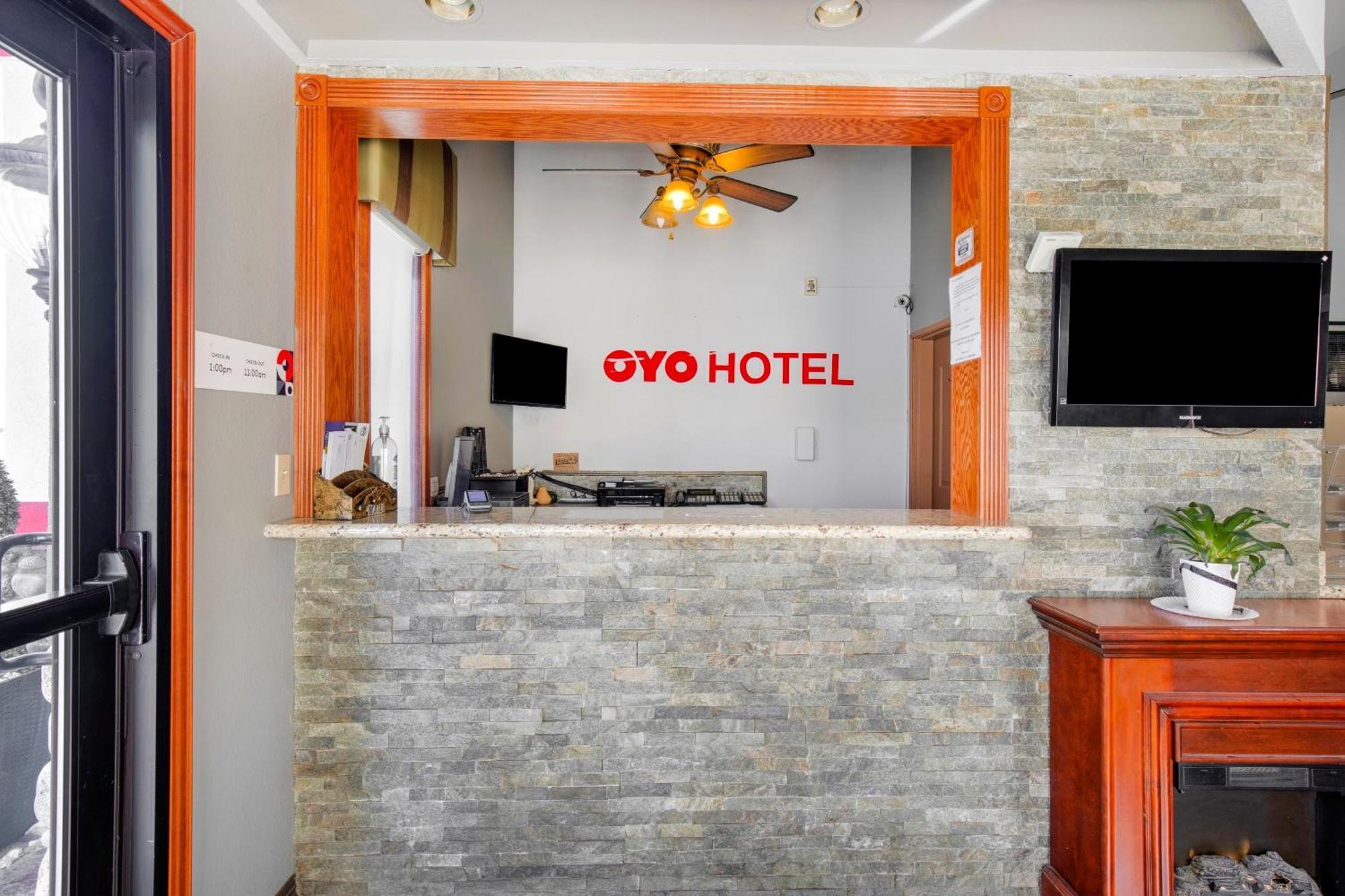 Oyo Hotel Castle Rock Co Downtown 외부 사진